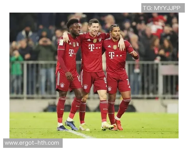 格雷茨卡拜仁未来堪忧，中场中心社媒动作引发广泛猜想